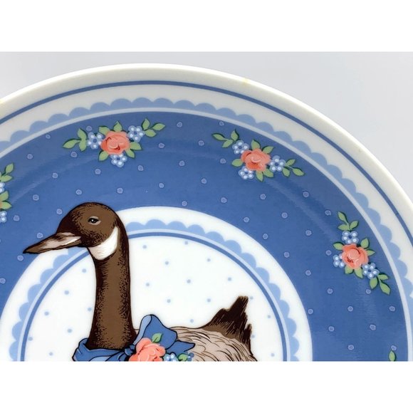 1985 George Good by Fabrizio Plate - Goose w/ Floral Design - 8.25" - Japan - Picture 4 of 7
